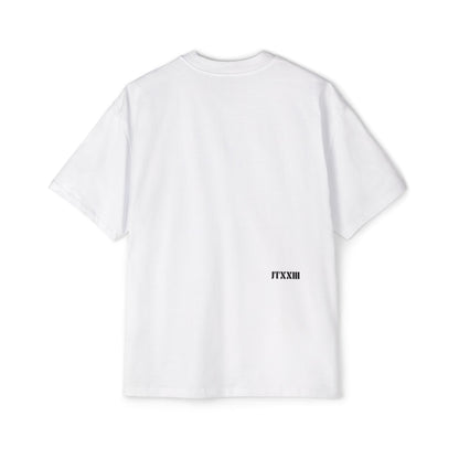 'Less Is More' Oversized  —  T-Shirt  🎟️ 12 entradas