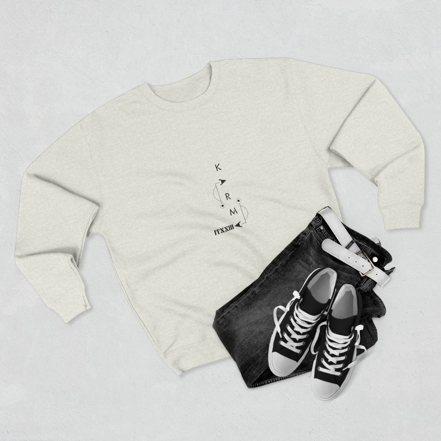 Minimalist Crewneck Sweatshirt — 🎟️ 12 entradas