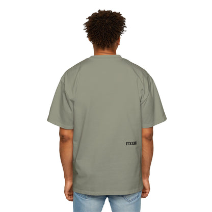 'Less Is More' Oversized  —  T-Shirt  🎟️ 12 entradas