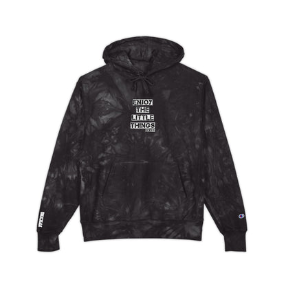 Tie-Dye Embroidered Hoodie — More Worry Less" 🎟️ 28 entradas
