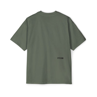 'Less Is More' Oversized  —  T-Shirt  🎟️ 12 entradas