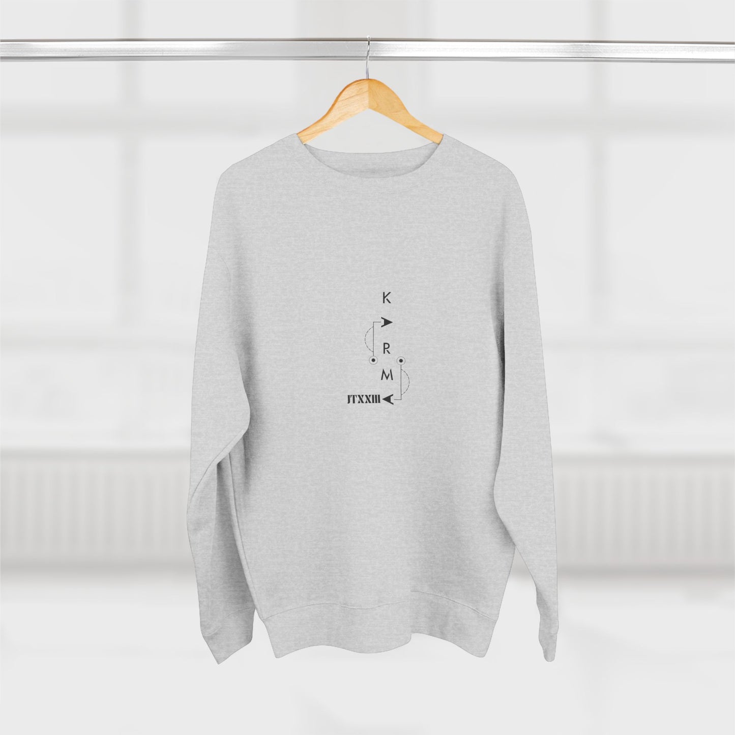 Minimalist Crewneck Sweatshirt — 🎟️ 12 entradas