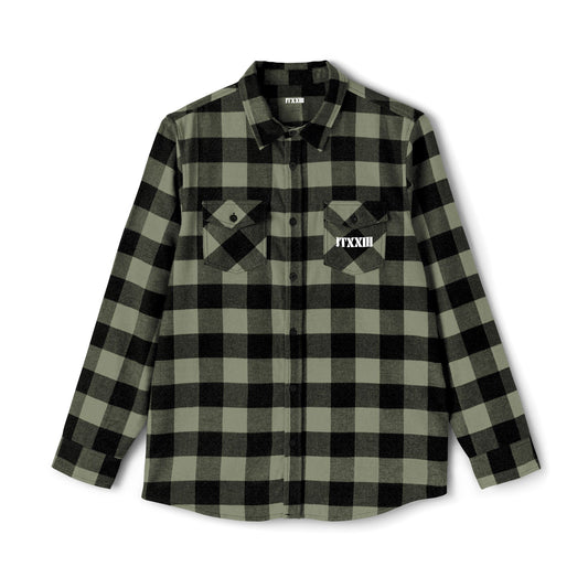 Plaid Flannel Shirt — 🎟️ 21 entradas