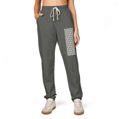 Graphic Joggers — Vertical Text Fleece Sweatpants  🎟️ 12 entradas