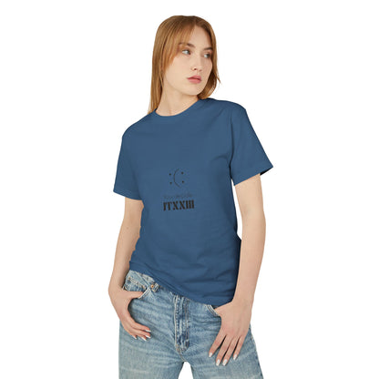 You Decide Moon Graphic -- Cotton T‑Shirt  🎟️ 8 entradas