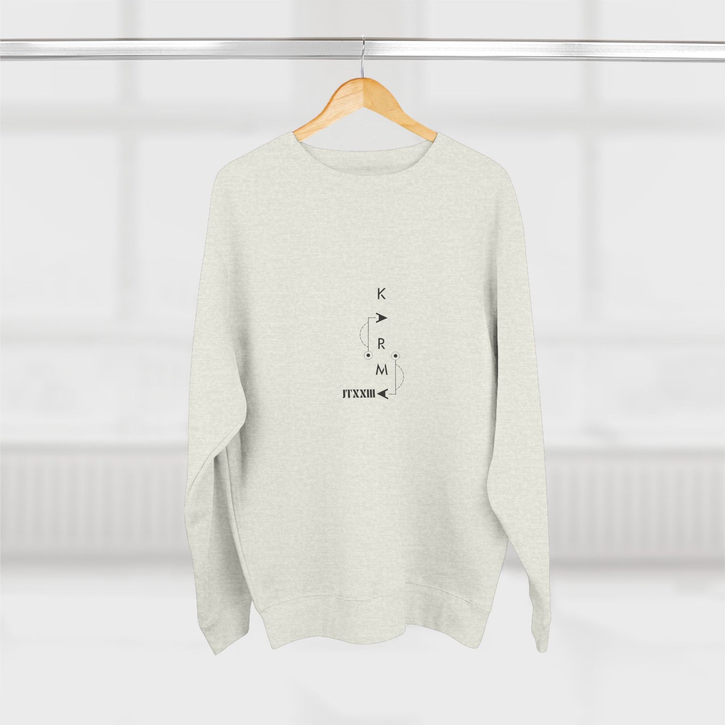Minimalist Crewneck Sweatshirt — 🎟️ 12 entradas